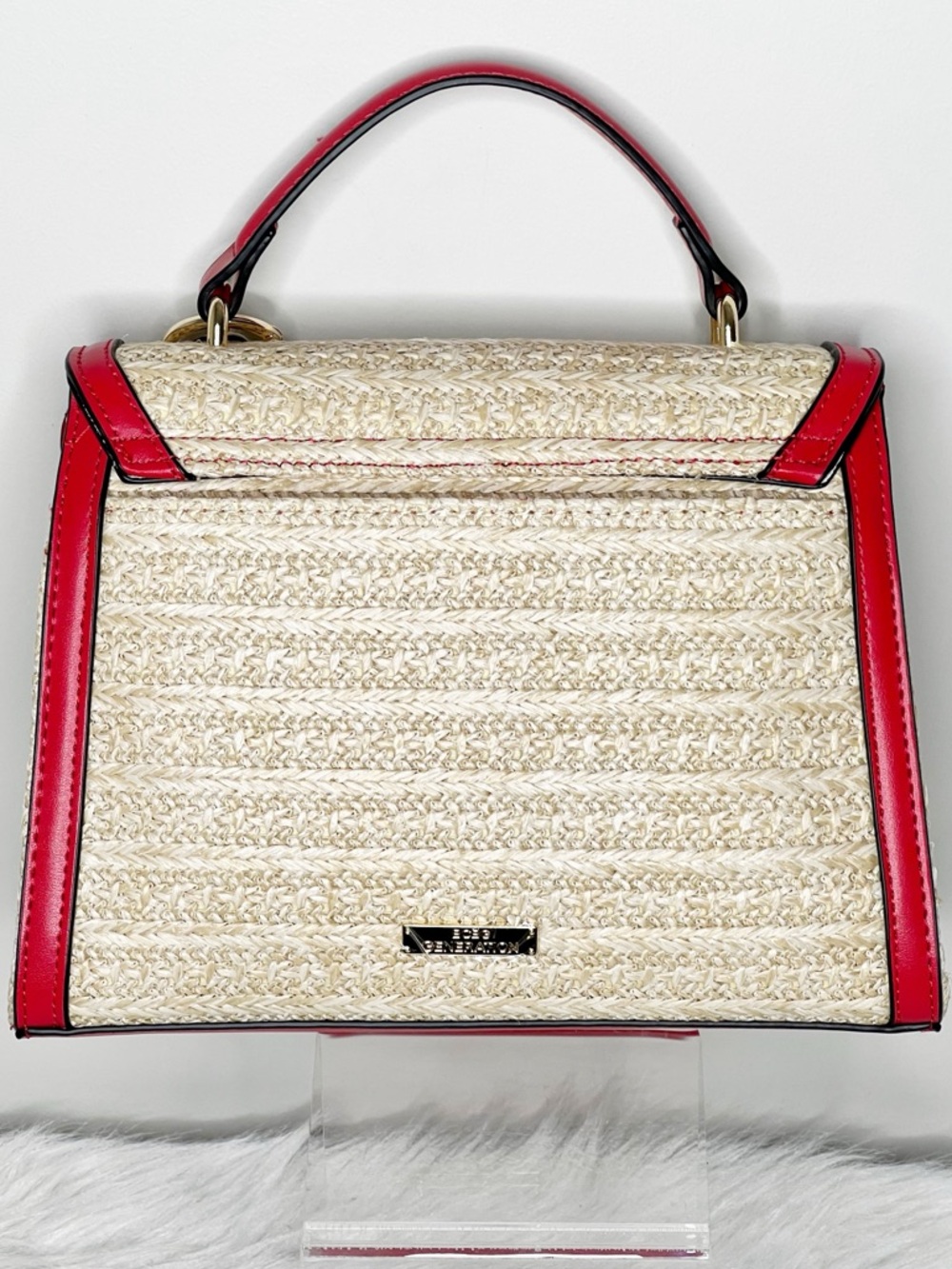 BCBGENERATION Straw Lobster Top Handle Bag With Crossbody Strap - Picture 2 of 8